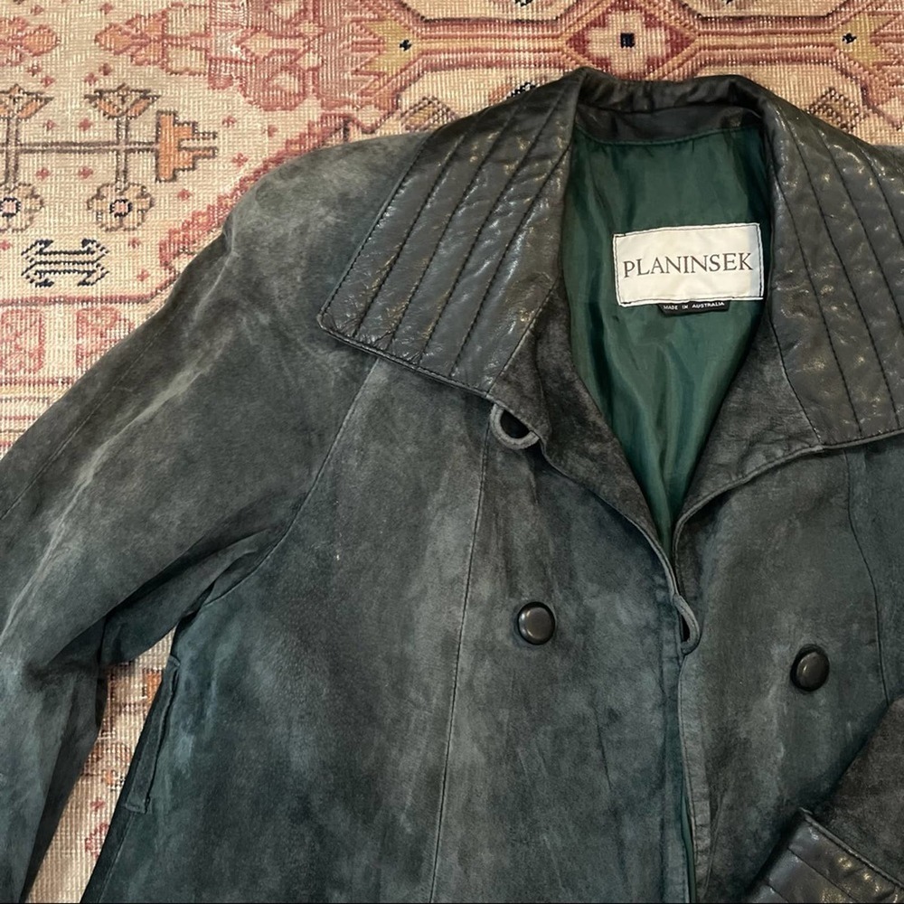 Beautiful Vintage Forest Green Suede Coat - Picture 2 of 6